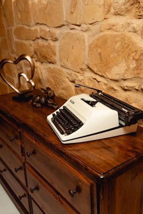 Enchanting 2Bdr Townhouse In Valletta Centre! 외부 사진