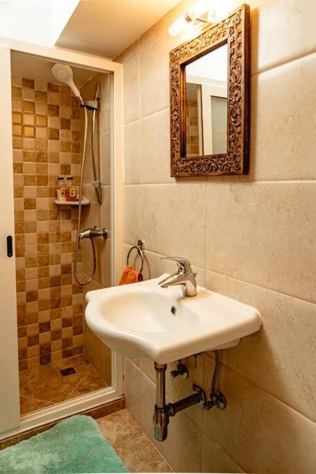 Enchanting 2Bdr Townhouse In Valletta Centre! 외부 사진