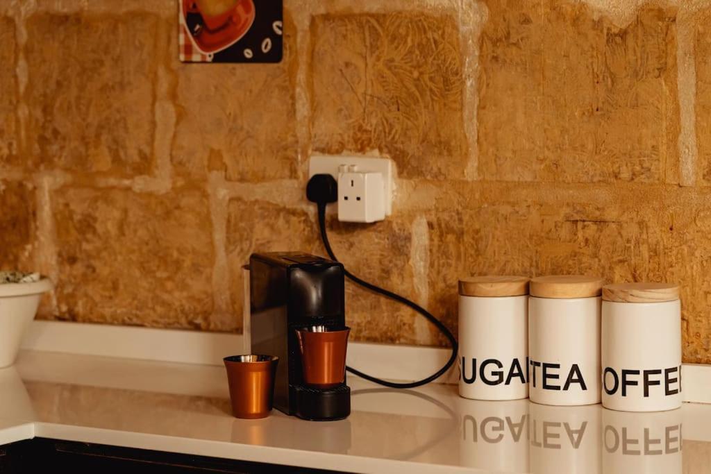Enchanting 2Bdr Townhouse In Valletta Centre! 외부 사진